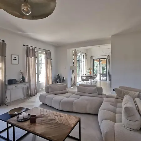 Holiday home Le Jardin Secret De Saint-remy *